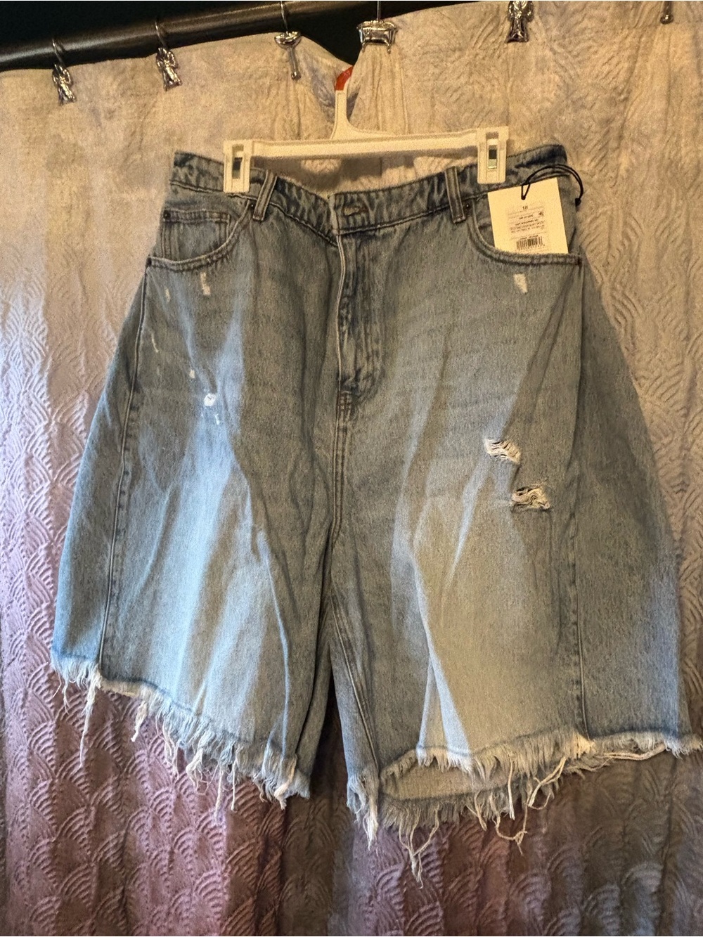 KBB by Kahlana Distressed Rachel Shorts sz 18 - Picture 2 of 4